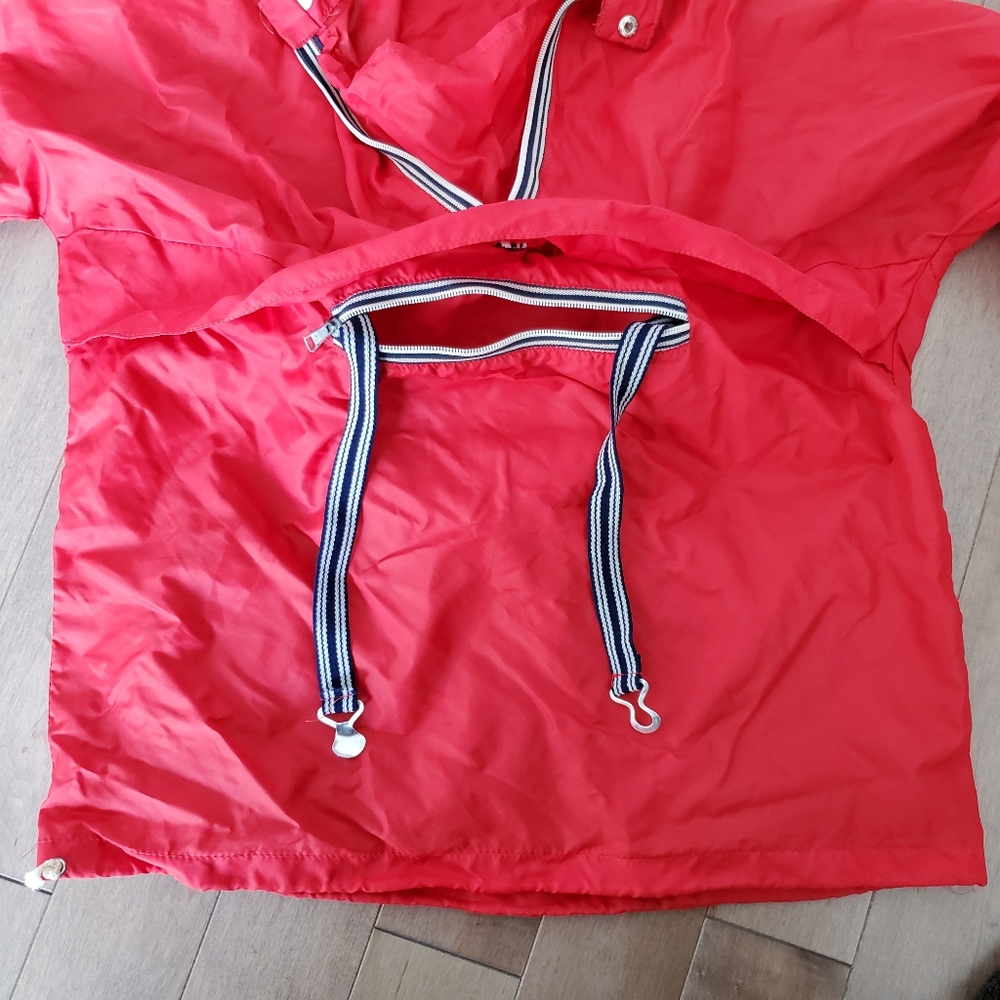 Vintage red packable windbreaker - Picture 8 of 14
